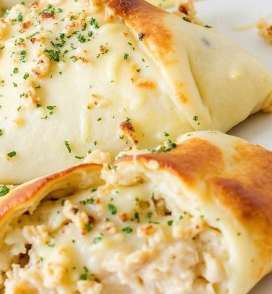 Chicken Alfredo Air Fryer Calzones
