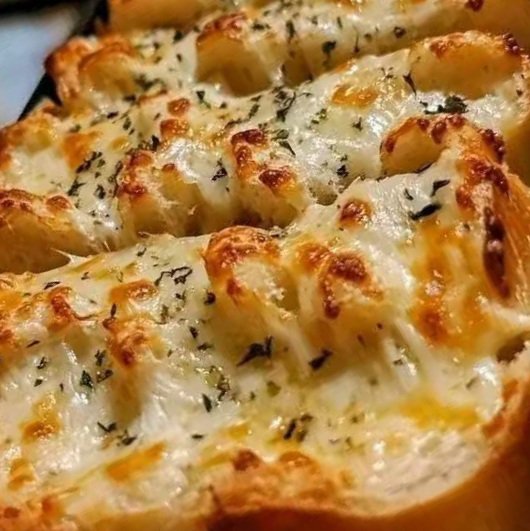 Cheese Bread – The Ultimate Melty Garlic Bread Upgrade!