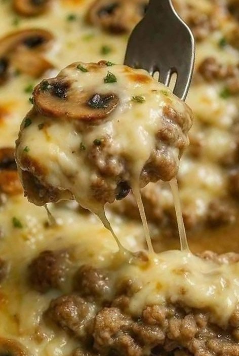 Creamy Mushrooms and Baked Minced Beef