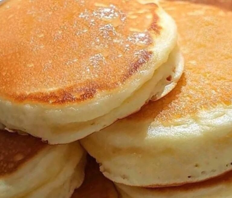 🥞 The Best Fluffy Pancakes Ever! 🥞