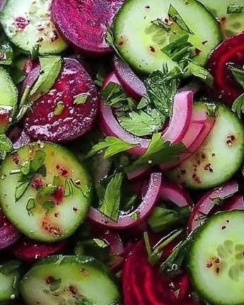 Fresh Cucumber & Beet Salad – Glow From Within! 🌿✨