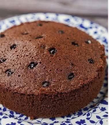 1-Egg Chocolate Cake (No Oven Needed!) 🍫