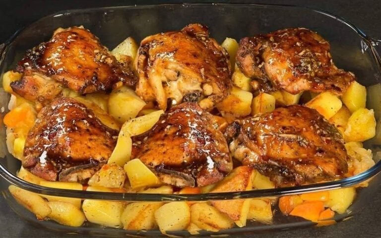 Crispy Honey-Glazed Chicken & Roasted Potatoes – One-Pan Wonder!