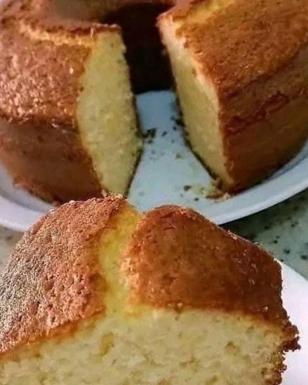 Easy Vanilla Yogurt Cake (One-Bowl Recipe!)