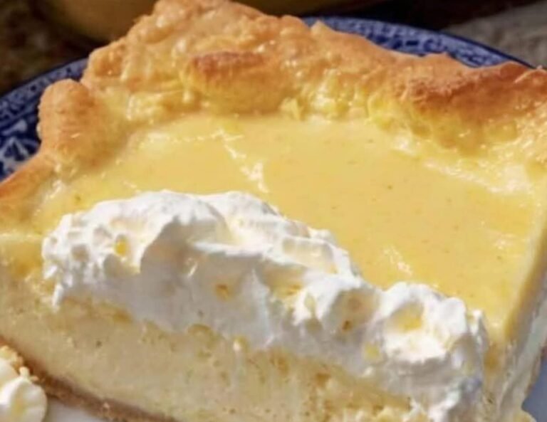 4-Ingredient Lemon Cream Cheese Dump Cake 🍋🍰