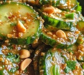 Chilled Cucumbers in Spicy Peanut Sauce: A Refreshing, Zesty Delight