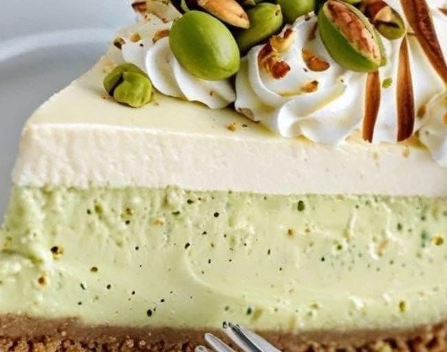 Pistachio Dreams Cheesecake: A Nutty, Creamy Delight
