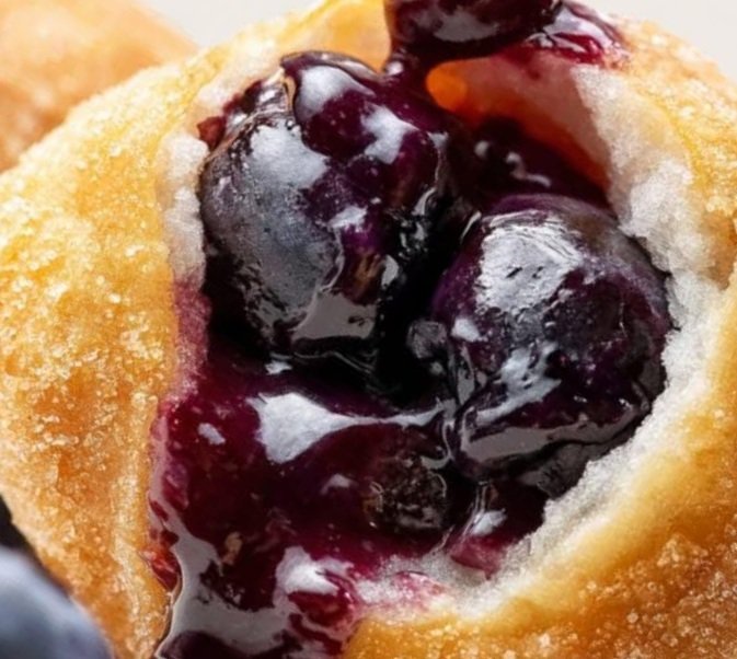 Blueberry Pie Bombs: Irresistible Bite-Sized Bliss 🫐💣