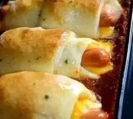 Ultimate Chili Cheese Dog Bake: A Game-Day Crowd-Pleaser