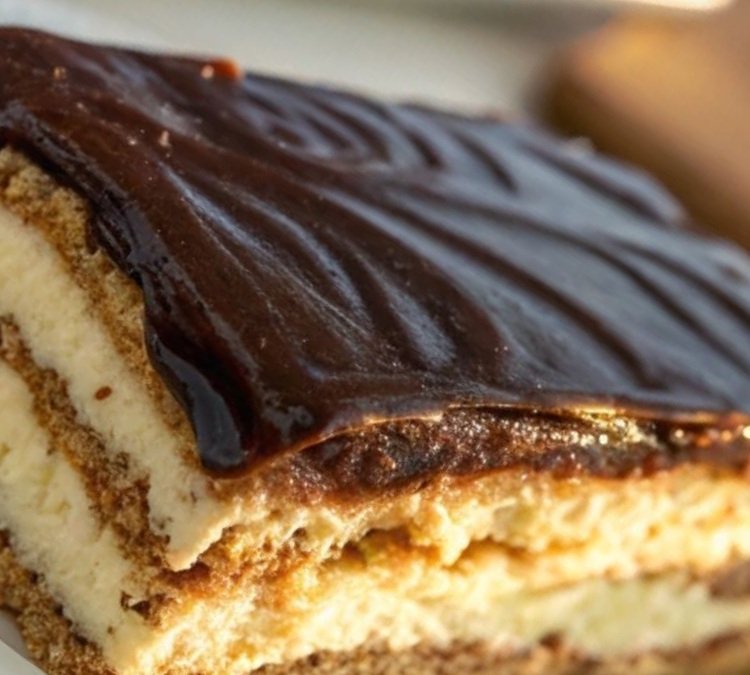 No-Bake Chocolate Eclair Cake: A Creamy, Dreamy Dessert Delight