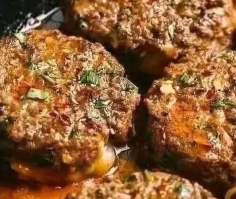 Hamburger Steaks with Onion Gravy: A Hearty Comfort Food Classic