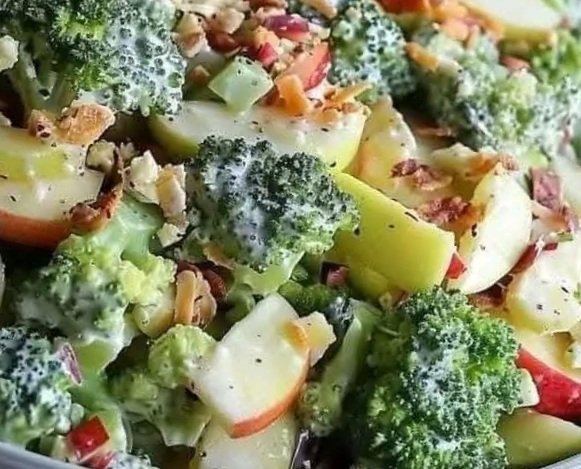Refreshing Honeycrisp Apple Broccoli Salad: A Fall Favorite