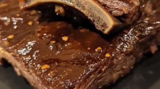 Slow Cooker Barbequed Beef Ribs: Fall-Off-the-Bone Perfection 💚😋❤️
