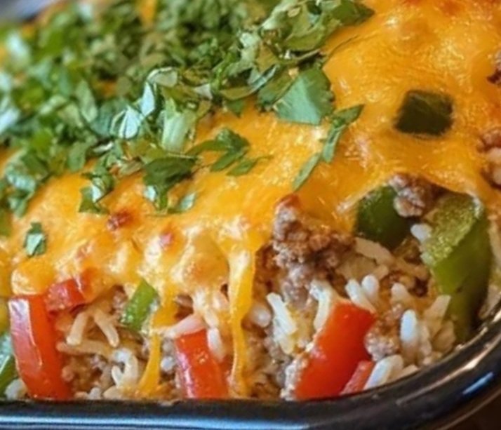 Hearty Stuffed Pepper Casserole: A Cozy, Flavor-Packed Delight