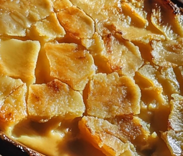 Warm Crack Dip: The Ultimate Cheesy, Bacon-y Crowd-Pleaser