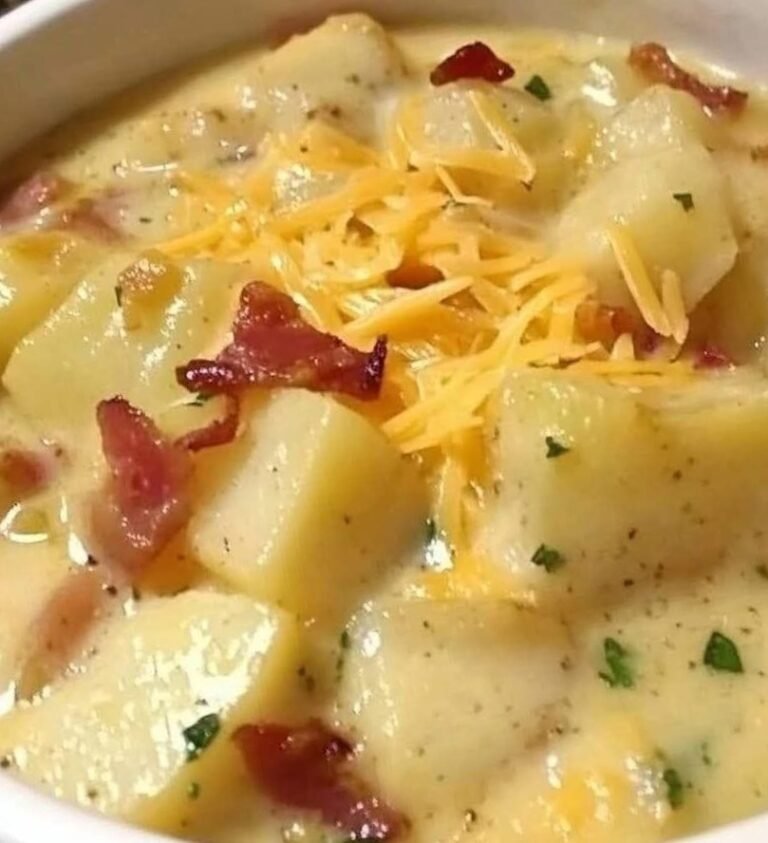 Hearty Loaded Baked Potato Soup Recipe