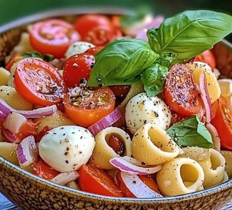 Bruschetta Pasta Salad: A Vibrant, Flavor-Packed Summer Dish 🍅🧀🌿