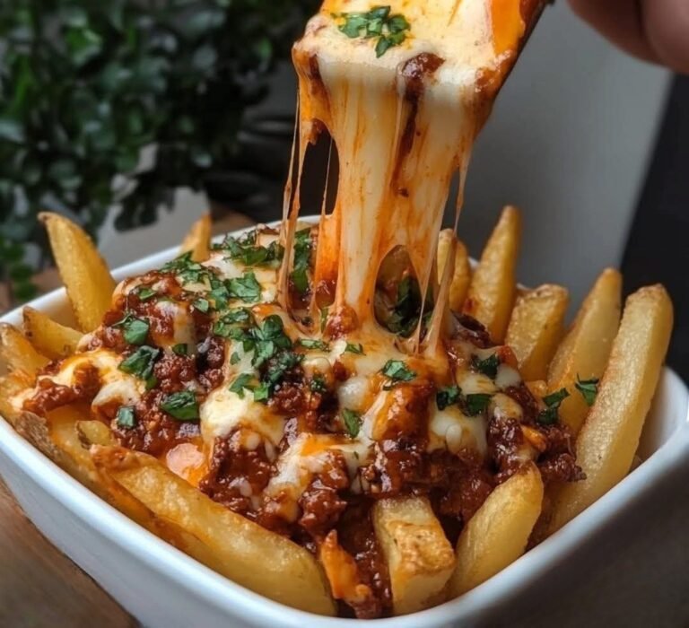 🌟 Chili Cheese Fries: The Ultimate Comfort Snack 🌟
