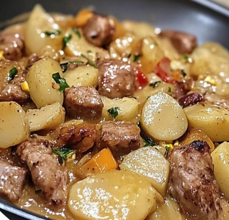 Hearty Slow Cooker Sausage and Potato Casserole: A Comfort Food Classic