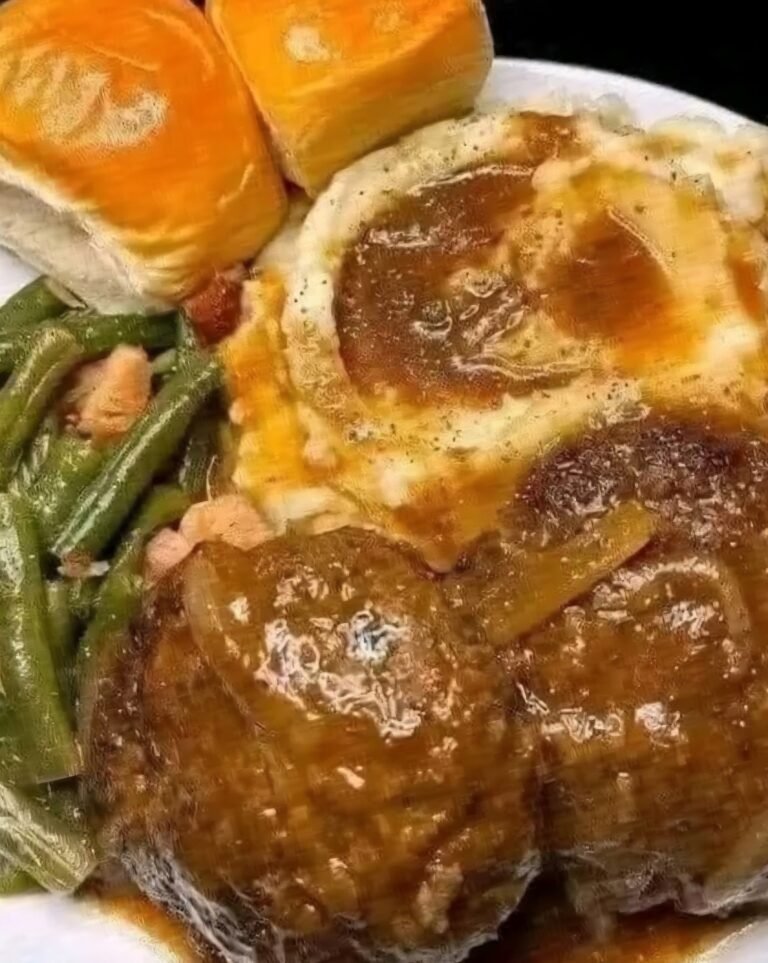 Classic Comfort: Homestyle Salisbury Steak with Rich Onion Gravy