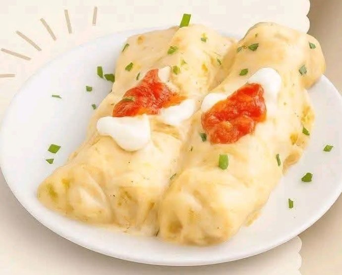 Creamy White Chicken Enchiladas: A Cheesy Comfort Food Classic
