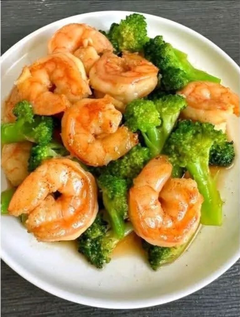 Garlic Shrimp and Broccoli Stir-Fry: A Quick, Flavorful Weeknight Meal!
