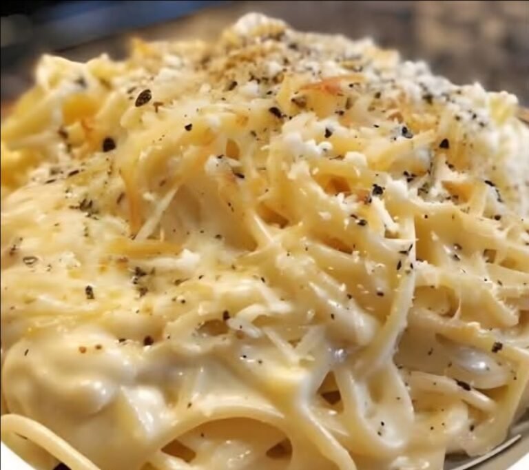 Baked Cream Cheese Spaghetti: A Creamy, Cheesy Comfort Dish 🍝