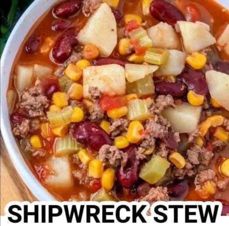 Shipwreck Stew: A Hearty, Family-Friendly Comfort Dish 🥘