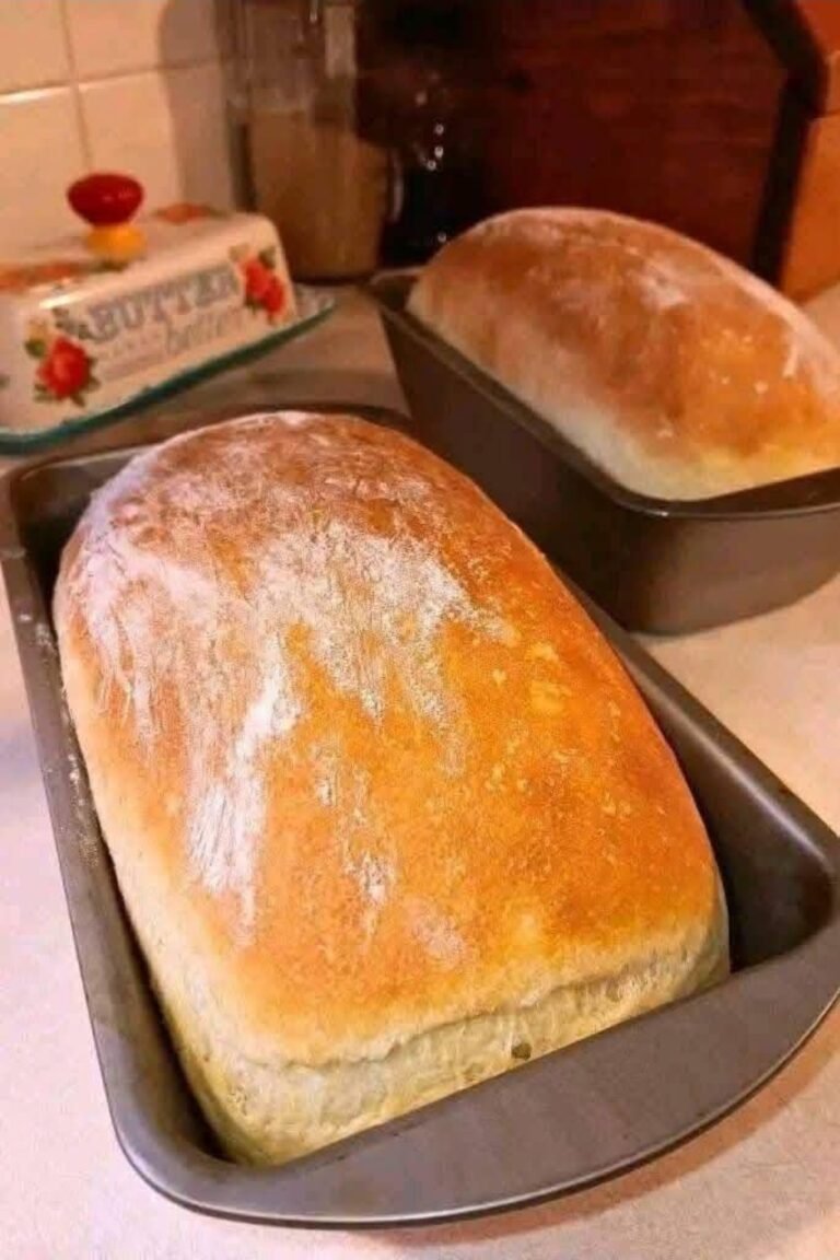 No-Knead Dutch Oven Bread: Crusty, Artisan Perfection 🍞