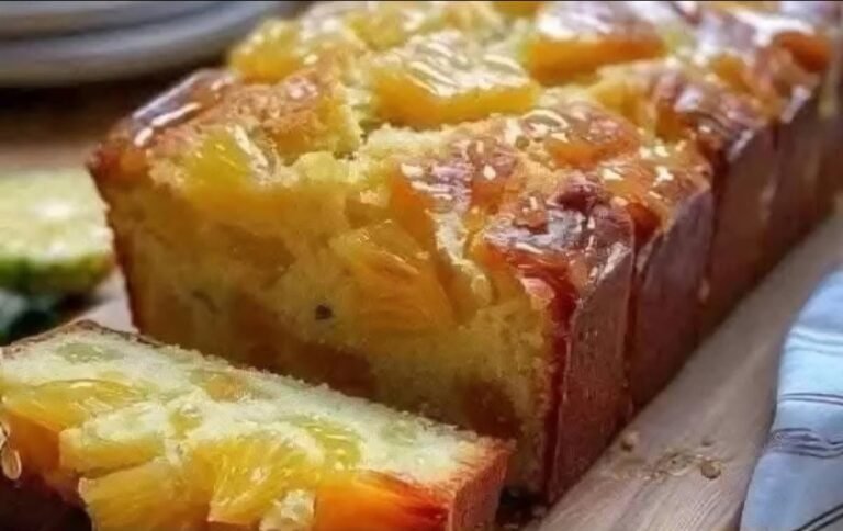 Tropical Pineapple Quick Bread: A Sweet, Moist Loaf Packed with Flavor