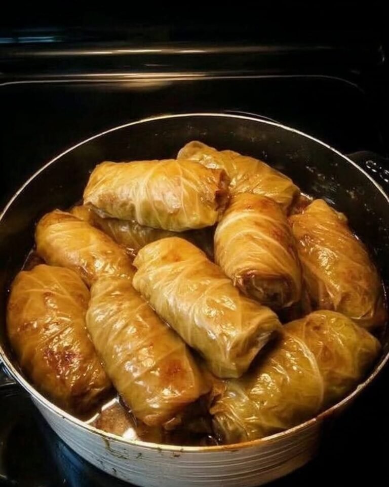 Rouleaux de Chou Farcis (Cabbage Rolls)