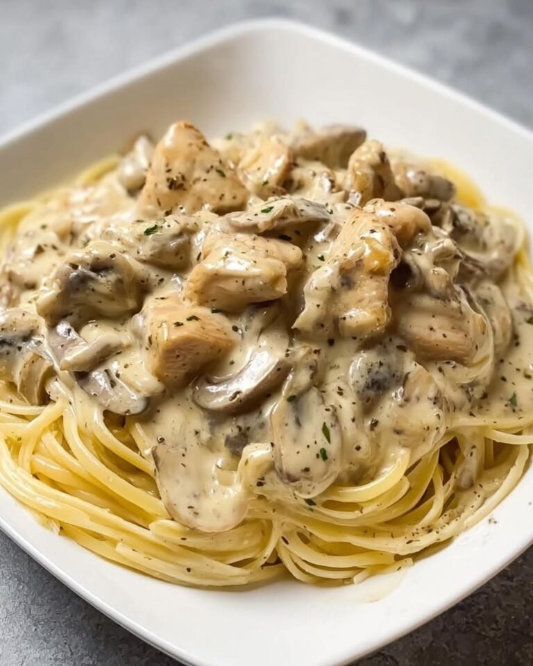 🍄 Creamy Parmesan Chicken & Mushroom Pasta – Cozy, Restaurant-Style Comfort in One Pan ✨